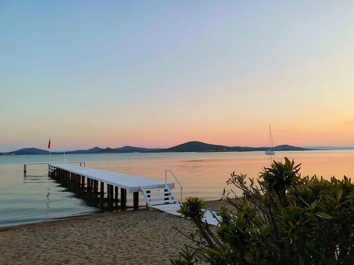 **  Cunda Hotel Ayvalı تركيا