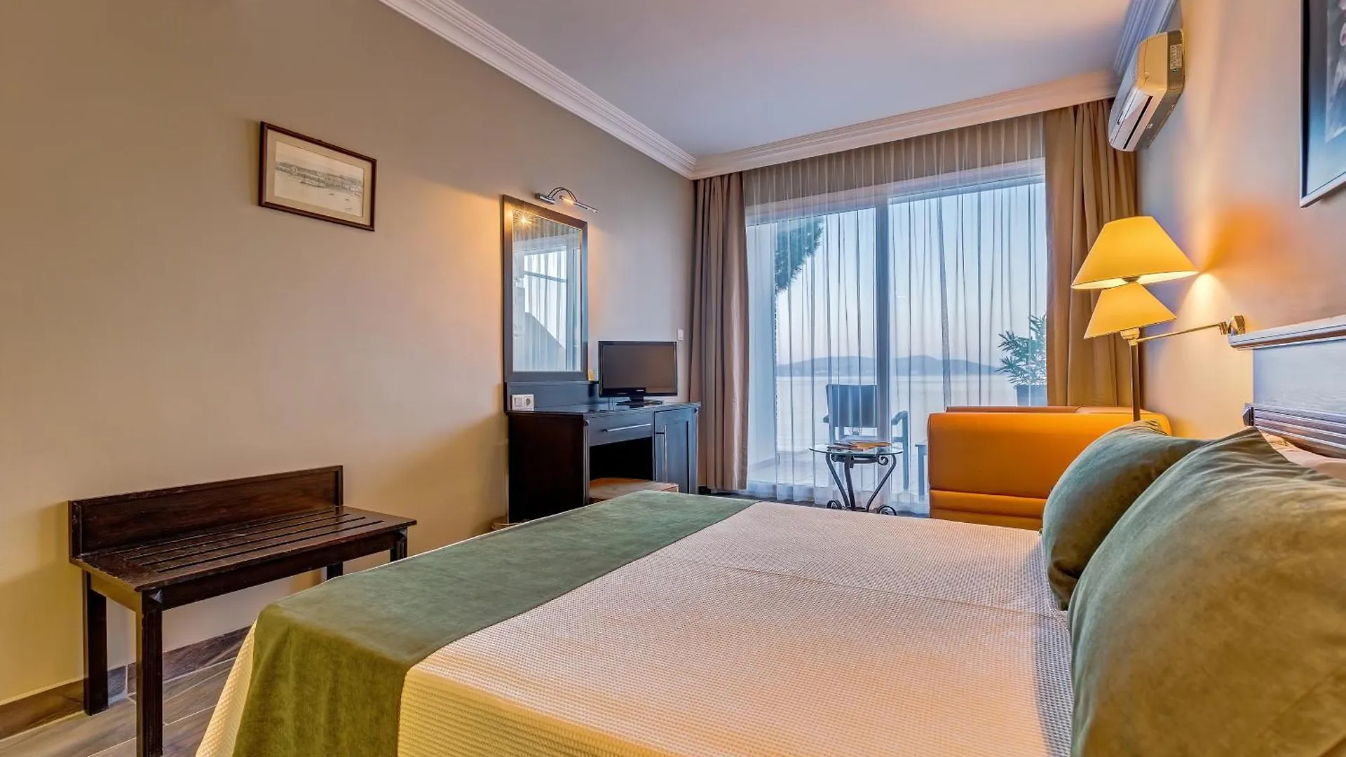 Cunda Hotel Ayvalı تركيا